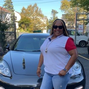 Meet your Posher, Marie